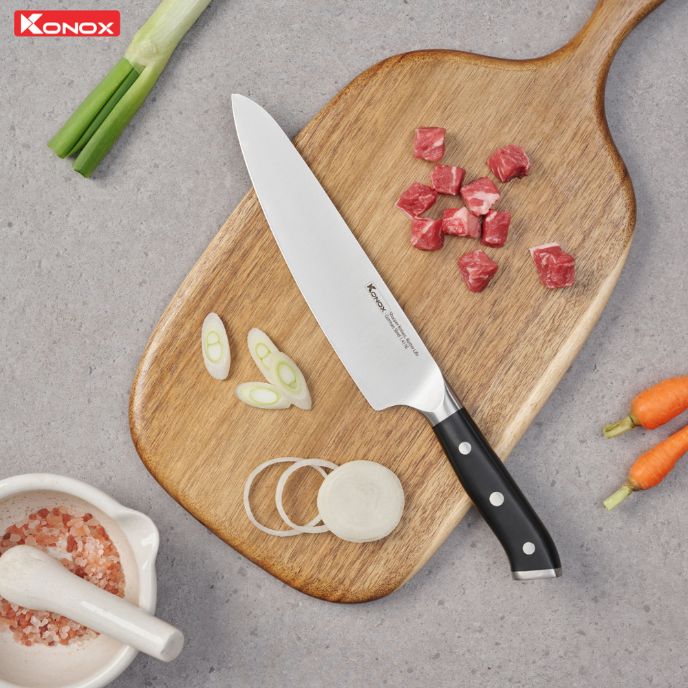 Thiết kế mũi cong và thép 1.4116 của Emmitt Chef